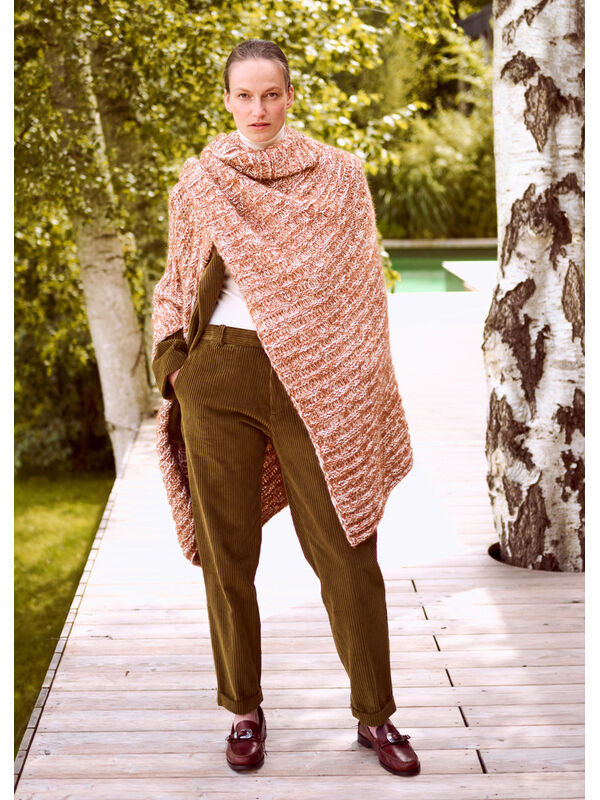 Lana Grossa CAPE IM RIPPENMUSTER Brigitte No. 2 & Brigitte No. 3