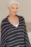 Lana Grossa PONCHO IN STREIFEN Brigitte No. 2 & Silkhair & Mia