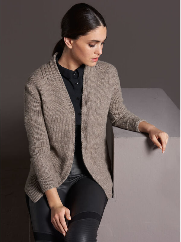 Lana Grossa JACKE GLATT RECHTS MIT RIPPENPARTIEN Alta Moda Cashmere 16