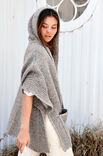 Lana Grossa KAPUZENPONCHO GLATT RECHTS MIT HEBEMASCHENBLENDEN Lala Berlin Lovely Cotton