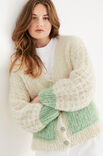 Lana Grossa CARDIGAN GLATT RECHTS MIT AUFGESETZTEN TASCHEN Lala Berlin Furry