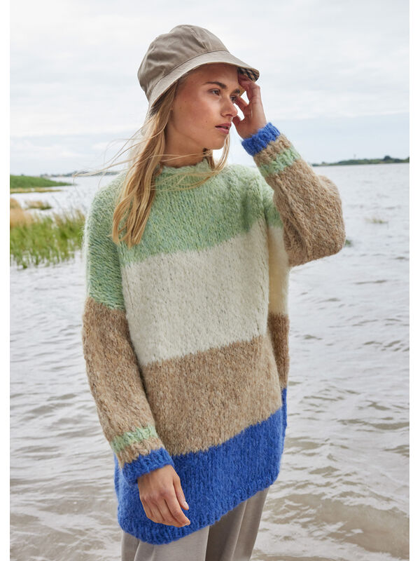 Lana Grossa PULLOVER Lala Berlin Furry