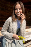 Lana Grossa RAGLANJACKE IM BLÜTENNOPPENMUSTER Cool Wool Big