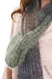 Lana Grossa SCHAL IM PATENTMUSTER MIT SCHLITZ Silkhair Print