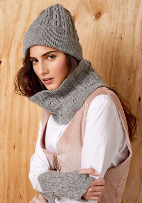 HANDSTULPEN MIT ZOPFMUSTERN Cashmere 16 Fine von Lana Grossa