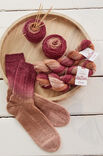 Lana Grossa SOCKEN IM RIPPENMUSTER Meilenweit Merino hand-dyed