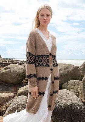 LONG CARDIGAN Natural Lama Chunky von Lana Grossa
