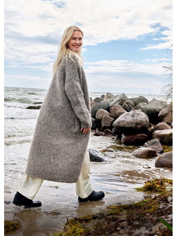 Lana Grossa MANTEL Natural Alpaca Lungo