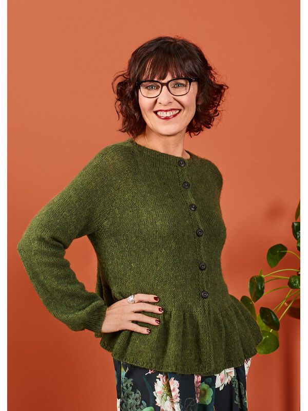 Lana Grossa CARDIGAN KATE MIT RÜSCHE Ecopuno