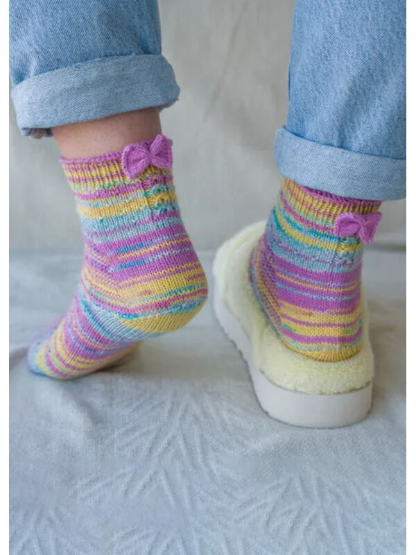 Lana Grossa SNEAKER-SOCKEN MIT SCHLEIFE Meilenweit 100g Cotone Vegano Frutti
