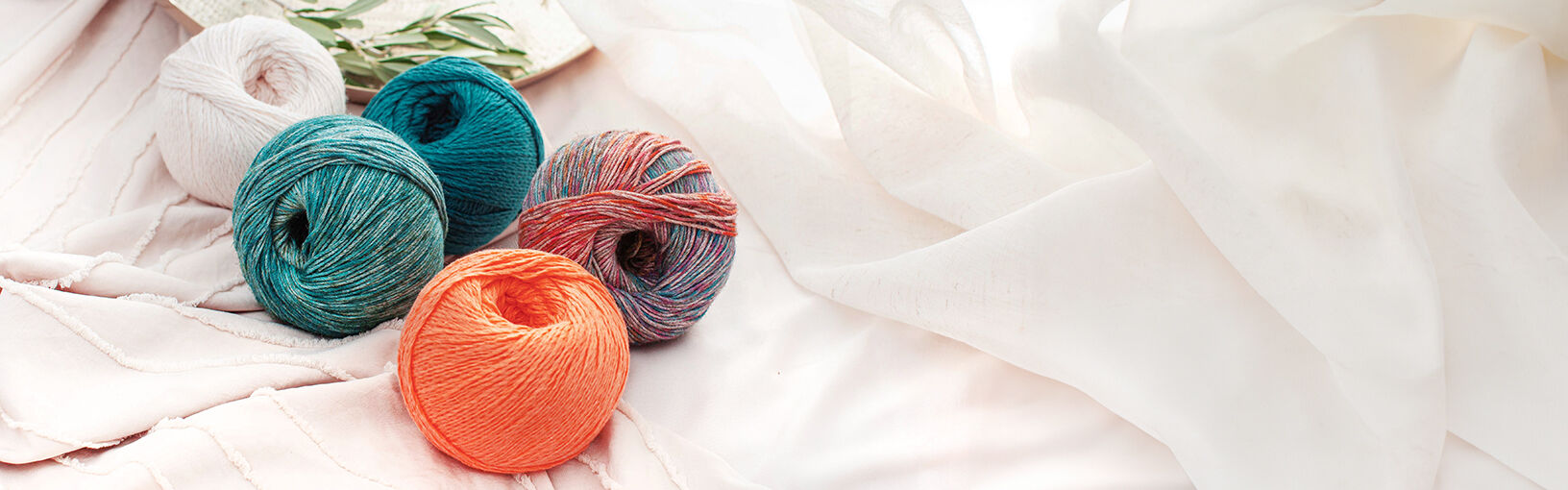 HOCHWERTIGE QUALITÄT & KREATIVES STRICKDESIGN Modellpakete<br>
