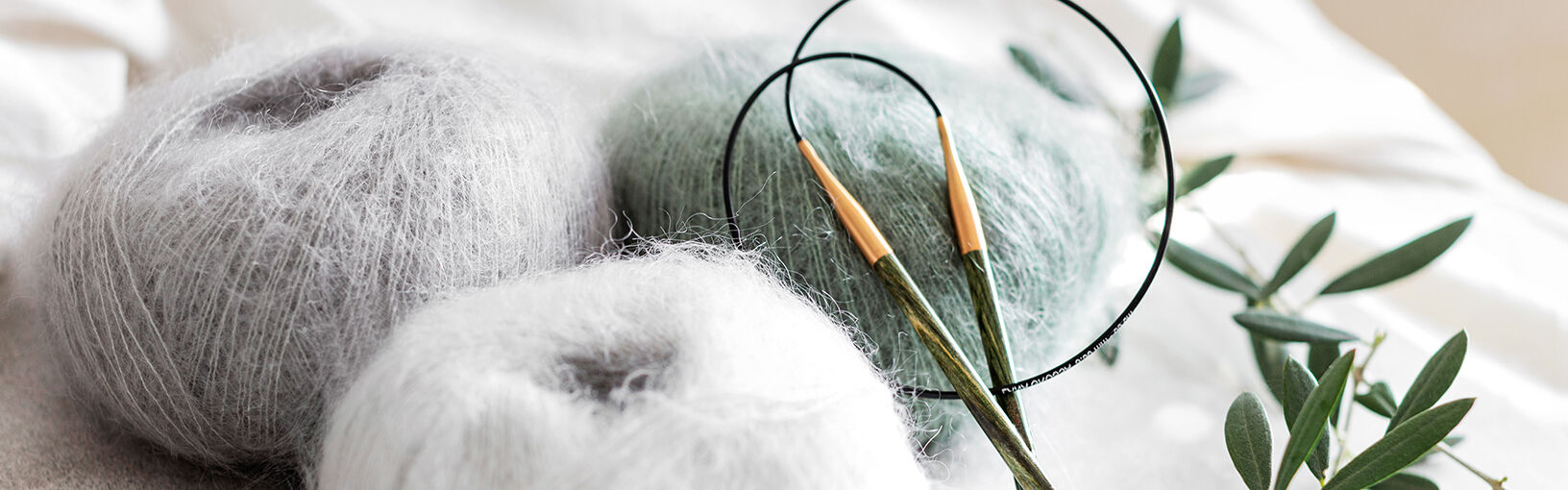 HOCHWERTIGE QUALITÄT & KREATIVES STRICKDESIGN Modellpakete<br>Damen