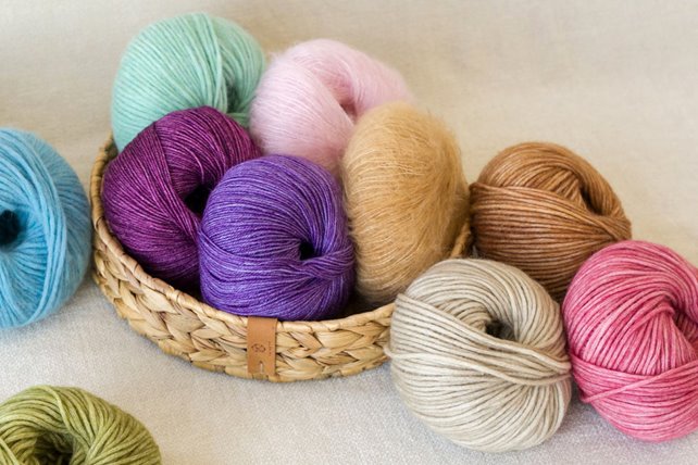 Beim Kaufen von Garnen & Wollen kommt es auf die passende Materialqualität an
