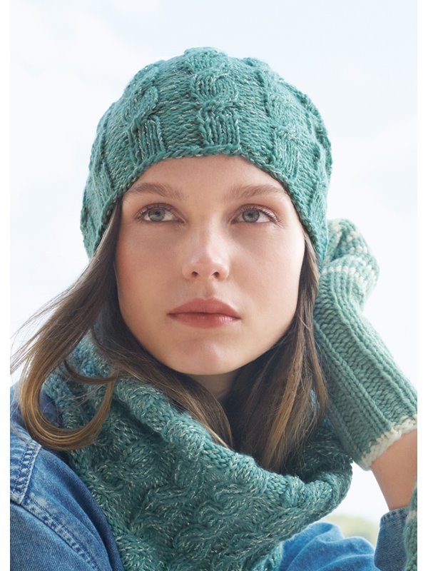 MÜTZE MIT ZÖPFEN UND GLITZER Cool Wool Cashmere & Brillino von Lana Grossa