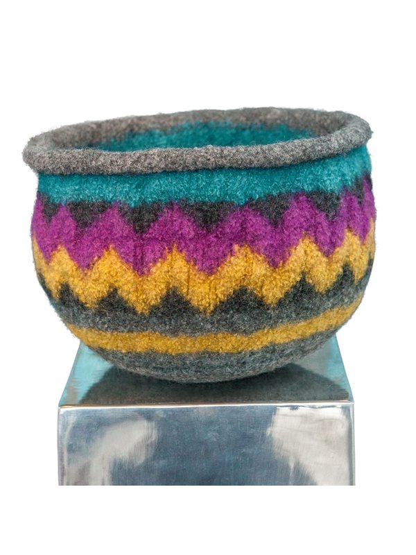 Lana Grossa FILZSCHALE IM ZACKEN-JACQUARDMUSTER Feltro