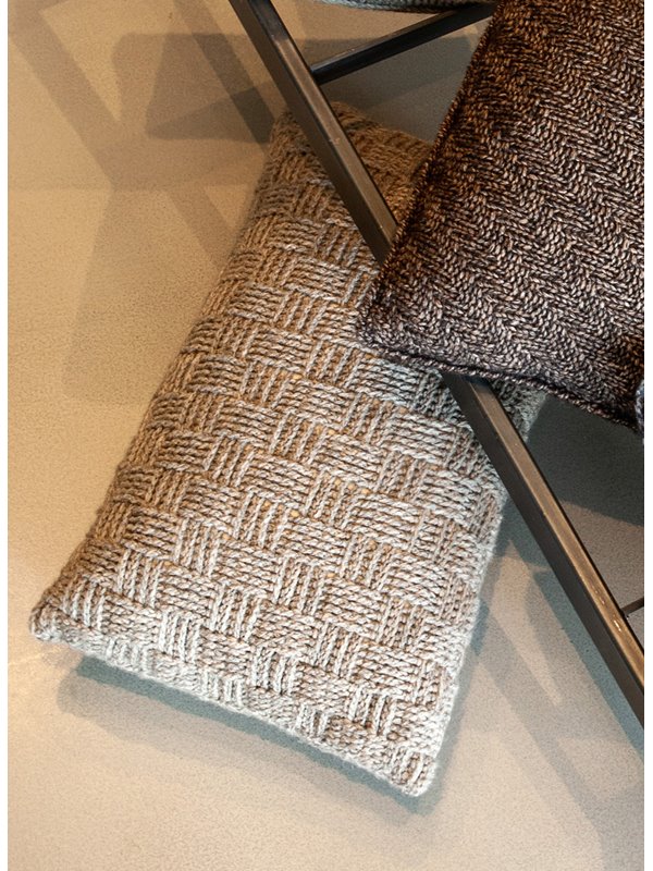 KISSENHÜLLE IM RELIEFSCHACHBRETTMUSTER Alta Moda Alpaca von Lana Grossa