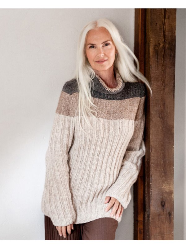 PULLI IN RIPPEN, GLATT LINKS UND RIPPENSTRUKTURMUSTER Fusione von Lana Grossa