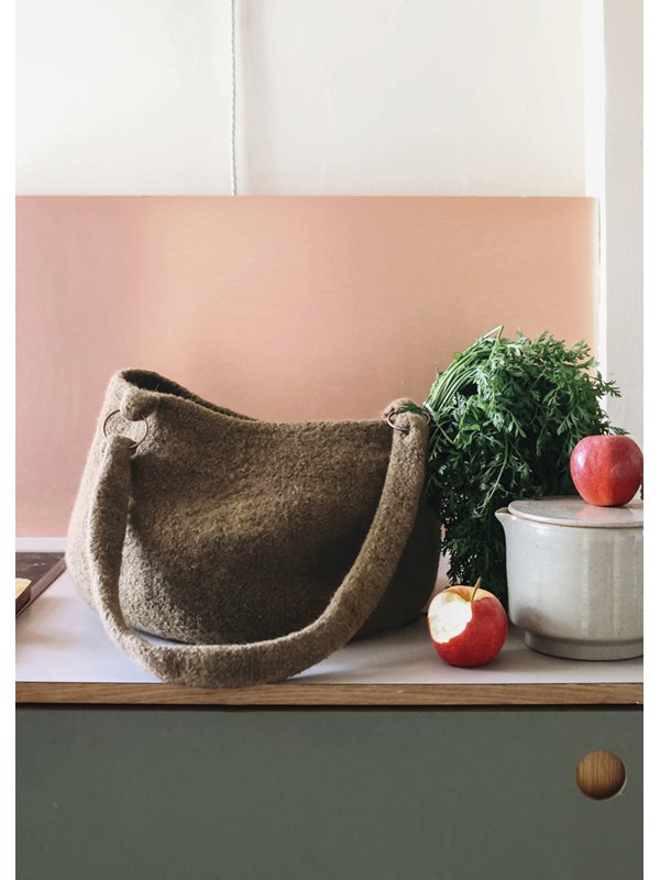 FILZTASCHE GLATT RECHTS Feltro von Lana Grossa