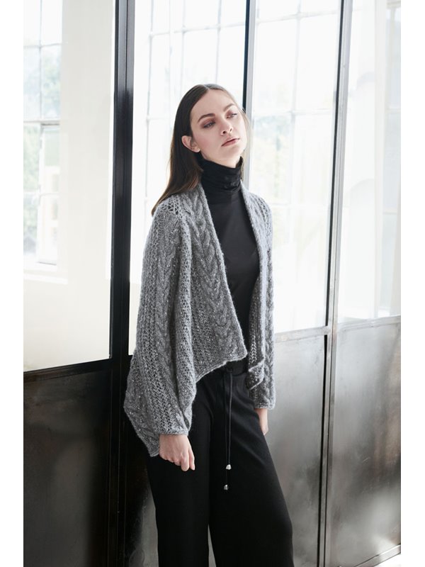 ZIPFELJACKE MIT ZOPF- UND NETZMUSTER Lala Berlin Fluffy von Lana Grossa