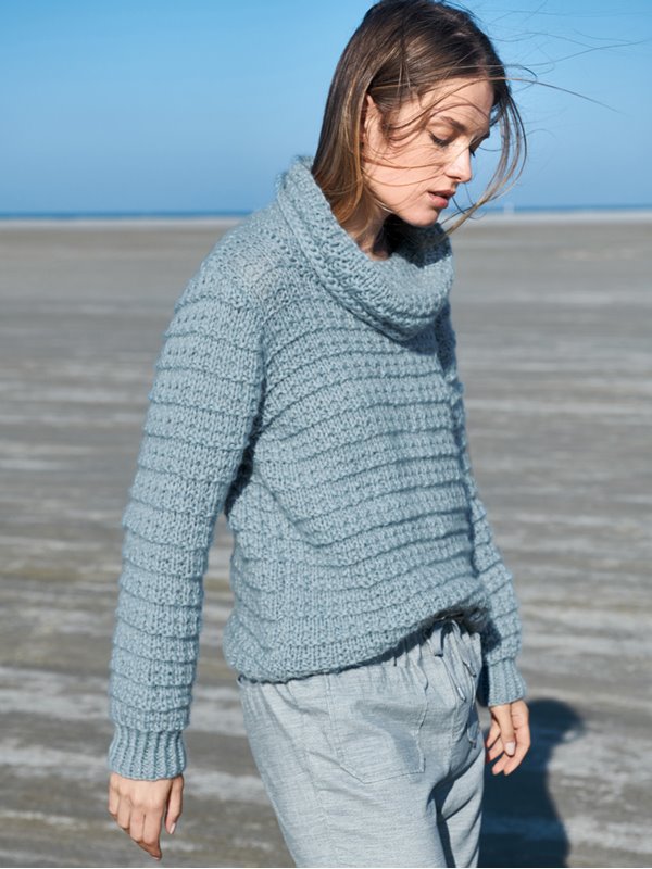 PULLI IM RIPPENSTRUKTURMUSTER MIT ROLLKRAGEN Lala Berlin Lovely Cashmere von Lana Grossa