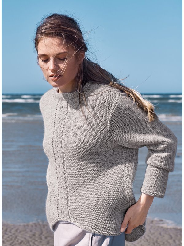 PULLI GLATT RECHTS MIT ZOPFMITTEN Brigitte No. 2 von Lana Grossa