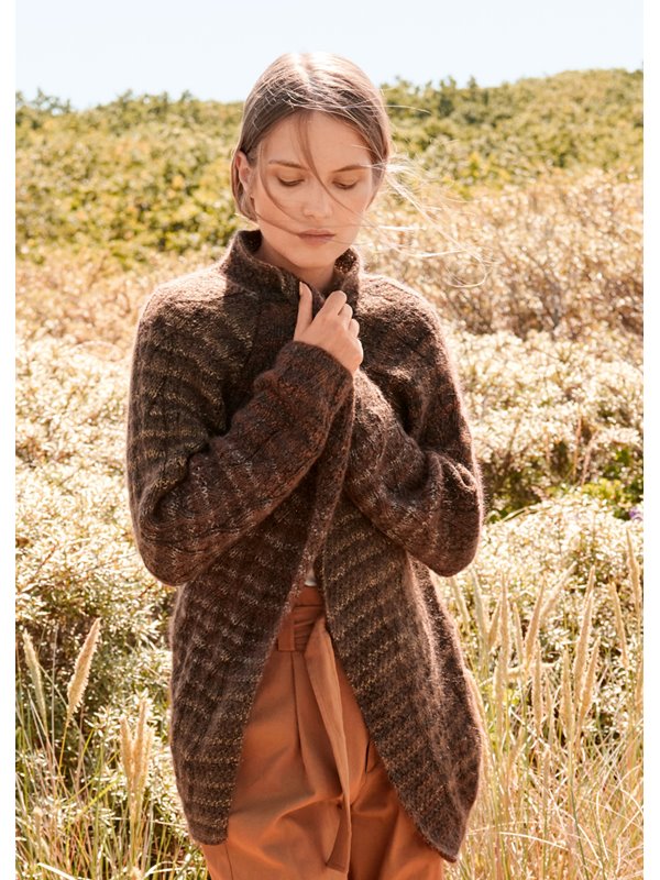 RAGLANJACKE MIT FALSCHEM ZOPF UND GROSSEM PERLMUSTER Lucia & Silkhair von Lana Grossa
