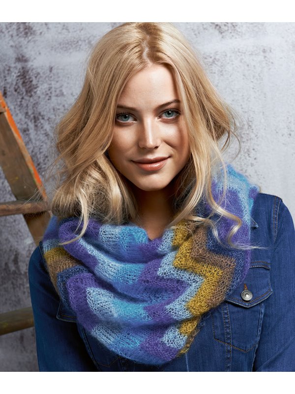 LOOP IM ZACKENMUSTER IN STREIFEN Silkhair von Lana Grossa