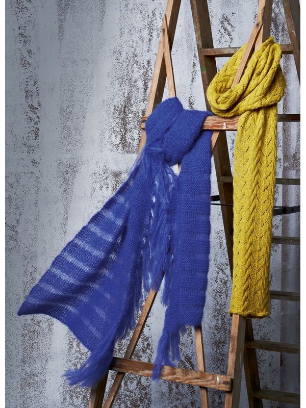 Lana Grossa SCHAL IN QUERRIPPEN MIT FRANSEN Silkhair