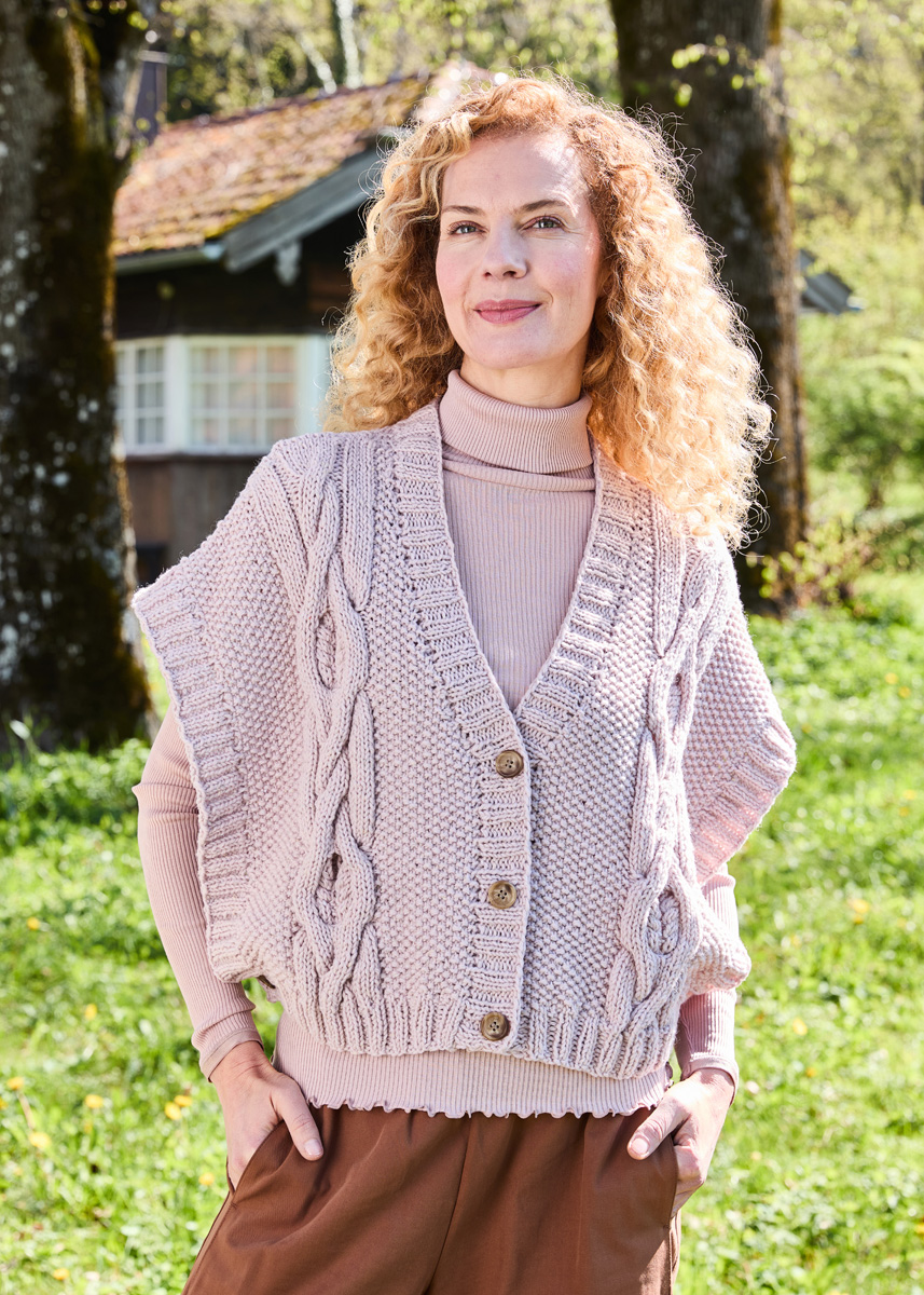 WESTE MIT ZOPFMUSTER Landlust Soft Tweed 90 von Lana Grossa