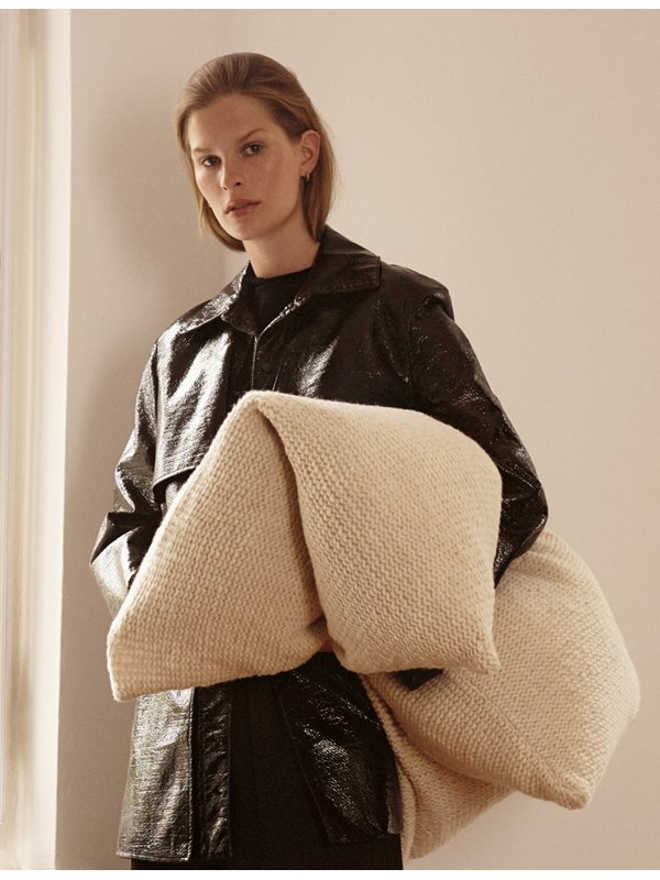 MAXI KISSENHÜLLE Lala Berlin Lovely Cashmere von Lana Grossa