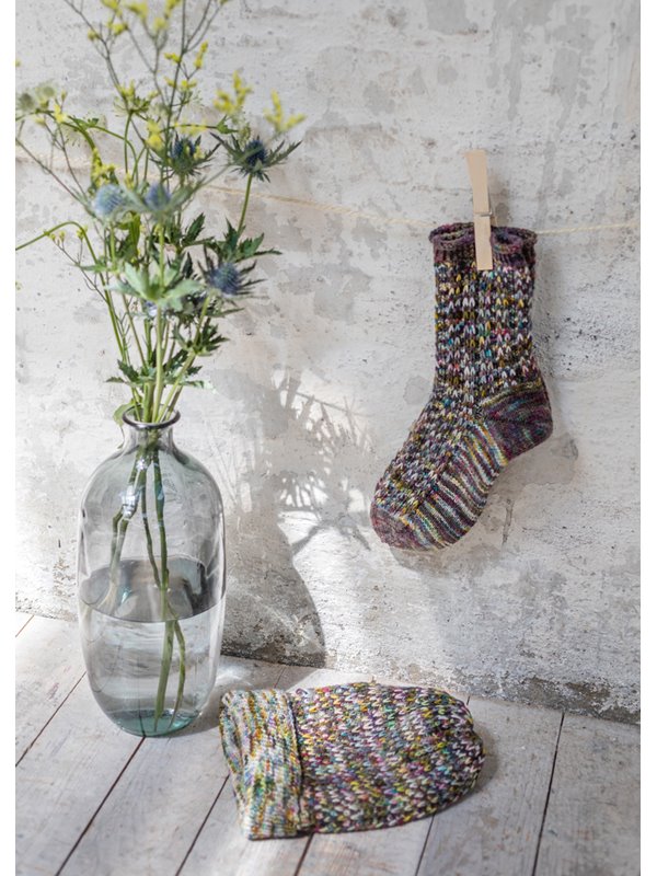SOCKEN Meilenweit Merino Hand-dyed von Lana Grossa
