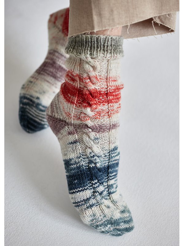 SOCKEN Meilenweit 100 g Merino Rainbow hand-dyed von Lana Grossa
