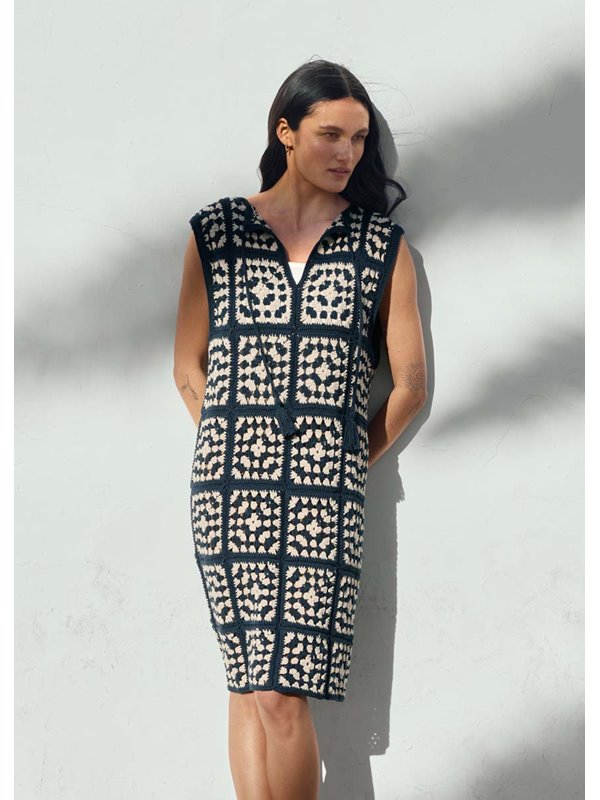 Lana Grossa KLEID IN QUADRATISCHEN MOTIVEN Elastico