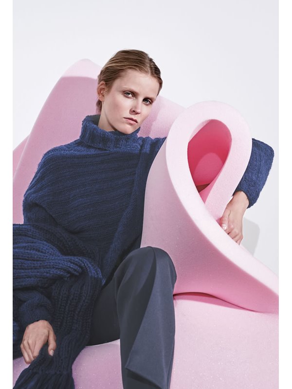 PULLI MIT ASYMMETRISCHEM SCHLITZ Lala Berlin Cosy von Lana Grossa