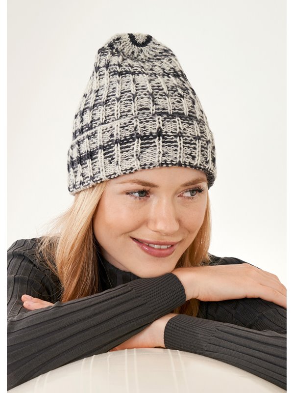 MÜTZE About Berlin Meilenweit 6-ply Cashmere von Lana Grossa