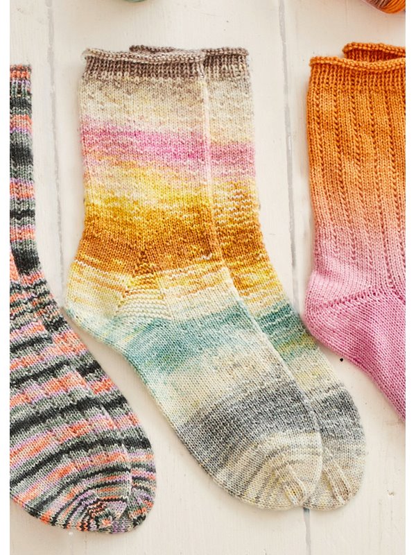 SOCKEN Meilenweit 100g Merino Rainbow hand-dyed von Lana Grossa