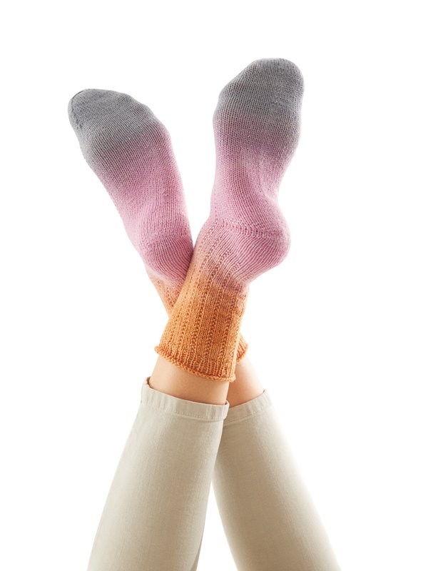 SOCKEN Meilenweit 50g Merino hand-dyed von Lana Grossa
