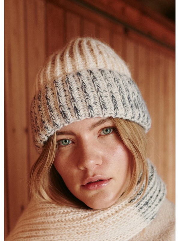 Lana Grossa MÜTZE MIT EIN- UND ZWEIFARBIGEM PATENTMUSTER Ecopuno & Setasuri