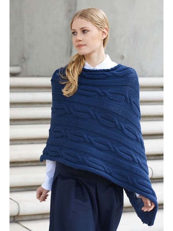 PONCHO MIT MARITIMEN ZÖPFEN Superbingo von Lana Grossa