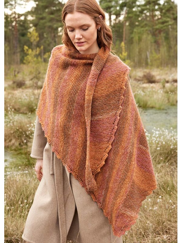 ASYMMETRISCHES DREIECKSTUCH Ecopuno & Silkhair Print von Lana Grossa