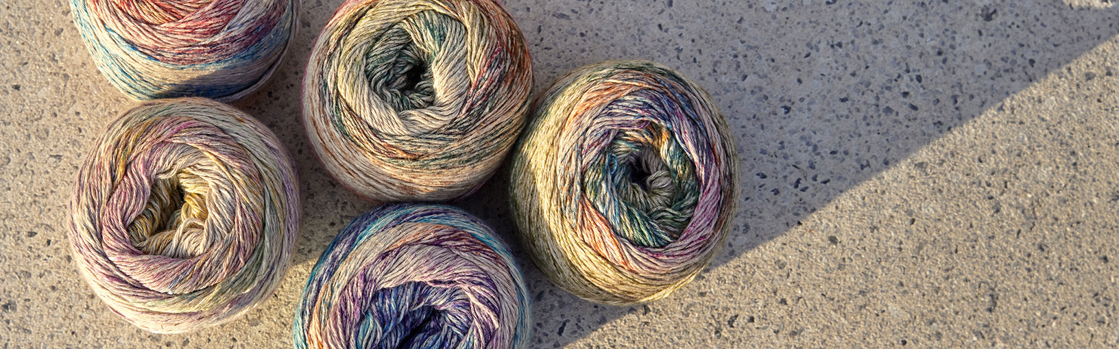 HOCHWERTIGE QUALITÄT & KREATIVES STRICKDESIGN Modell Pakete<br>Damen | Jacken, Westen & Mäntel